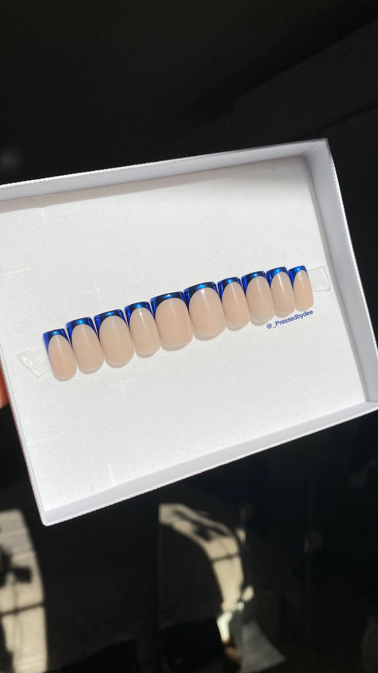 Chrome Tips - Chrome french tip - Press on nails UK