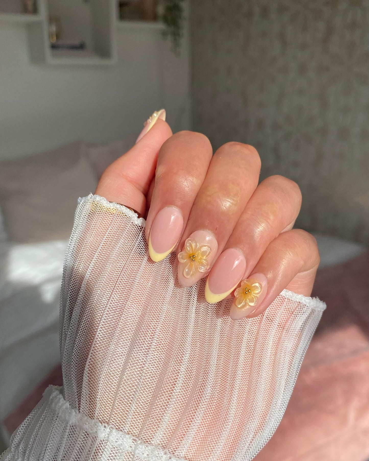 Buttercup - Luxury Press On Nails