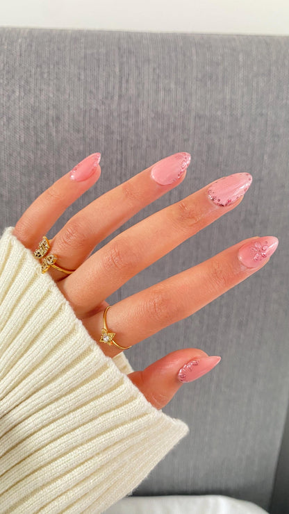 Dainty - Luxury Press On Nails