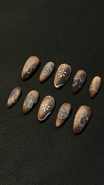 Gingerbread - Brown Cat Eye | Handpainted Press On Nails