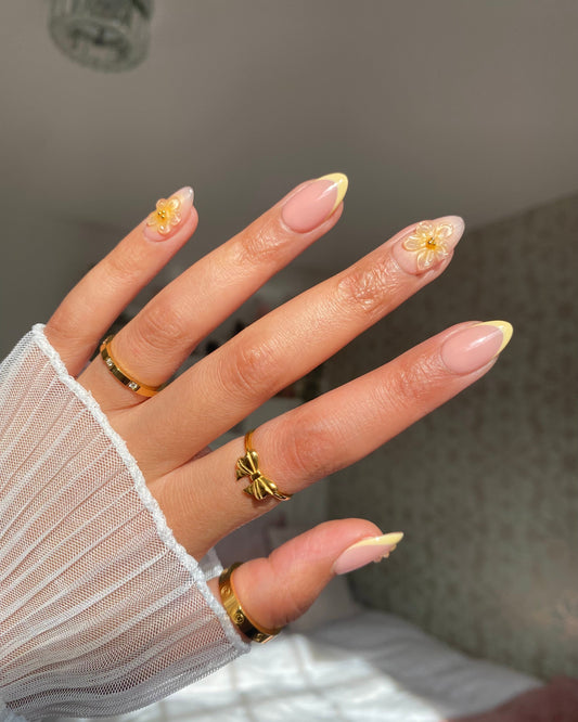 Buttercup - Luxury Press On Nails