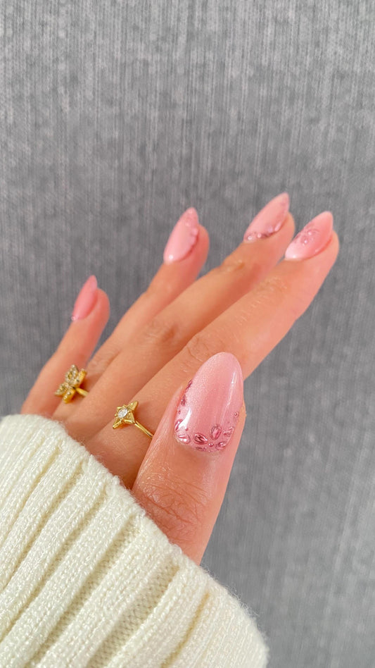 Dainty - Luxury Press On Nails