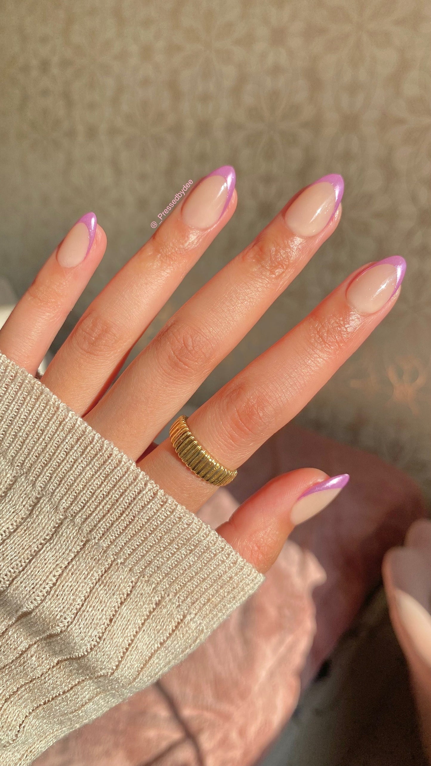 Chrome French Tips - Press on nails UK