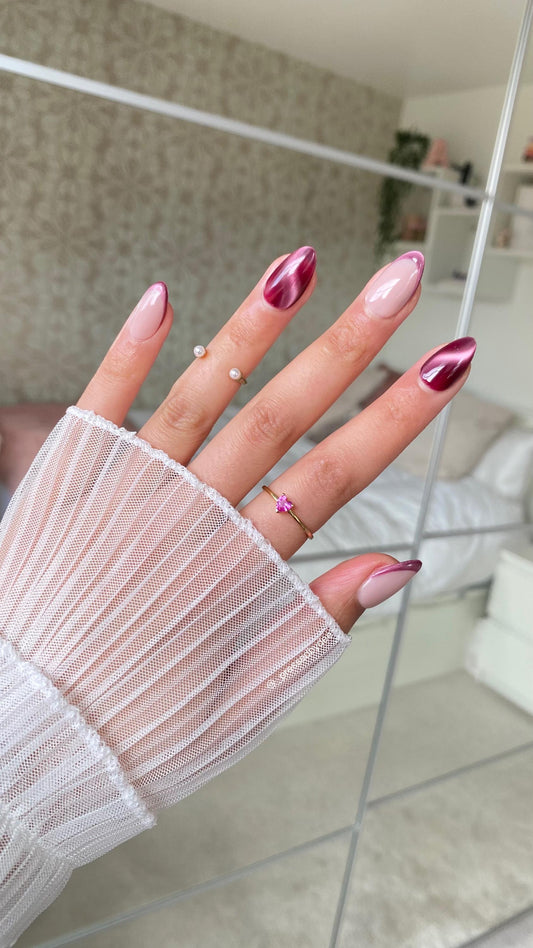 Cat Eye French Tips - Press on nails